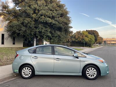 2012 Toyota Prius Plug-in Hybrid  With Navigation & Back Up Camera - Photo 2 - Irvine, CA 92614