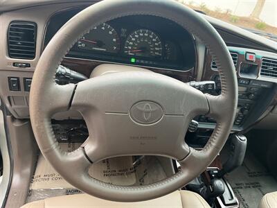 2002 Toyota 4Runner Limited V6  4WD Timing Belt Has Been Replaced - Photo 17 - Irvine, CA 92614