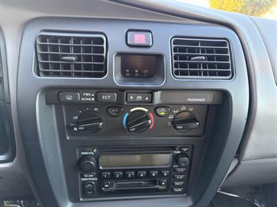 2001 Toyota 4Runner SR5   - Photo 18 - Irvine, CA 92614
