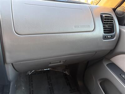 2001 Toyota 4Runner SR5   - Photo 21 - Irvine, CA 92614