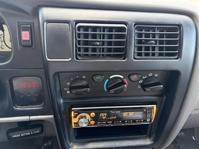 2004 Toyota Tacoma PreRunner V6 4dr Double Cab  Timing Belt Has Been Replaced - Photo 18 - Irvine, CA 92614