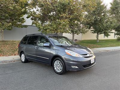 2009 Toyota Sienna XLE Timing Chain  With Leather, Navigation & Back Up Camera - Photo 7 - Irvine, CA 92614