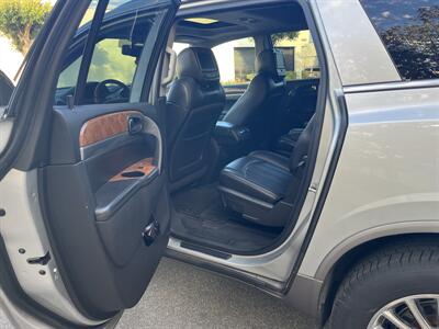 2011 Buick Enclave CXL-1  With Sun Roof,Leather, Back Up Camera - Photo 24 - Irvine, CA 92614