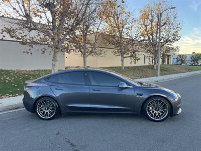 2019 Tesla Model 3 Long Range AWD Dual Motor With Navigation, Back Up Camera And Leather - Photo 2 - Irvine, CA 92614