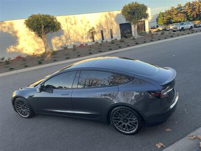2019 Tesla Model 3 Long Range AWD Dual Motor With Navigation, Back Up Camera And Leather - Photo 11 - Irvine, CA 92614