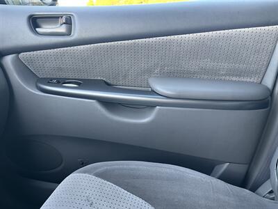 2006 Toyota Sienna LE 7 Passenger  Timing Belt Has Been Replaced - Photo 19 - Irvine, CA 92614