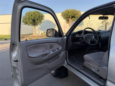 2001 Toyota Tacoma Prerunner V6  With New Timing Belt & Water Pump - Photo 12 - Irvine, CA 92614