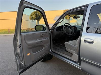 2006 Toyota Tundra SR5  Access Cab Timing Chain Low Miles - Photo 11 - Irvine, CA 92614
