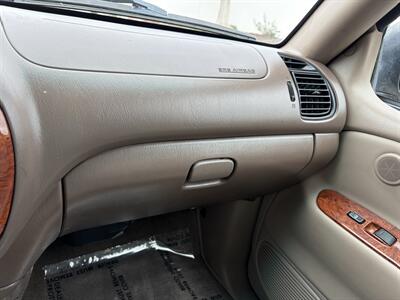 2002 Toyota Tundra 4WD Limited V8 Access Cab  With New Timing Belt & Water Pump - Photo 20 - Irvine, CA 92614