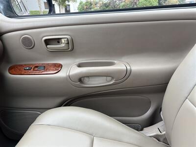 2002 Toyota Tundra 4WD Limited V8 Access Cab  With New Timing Belt & Water Pump - Photo 21 - Irvine, CA 92614