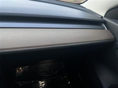 2018 Tesla Model 3 Long Range  Included $4000 IRS Tax Credit With Navigation, Back Up Camera And Leather - Photo 21 - Irvine, CA 92614