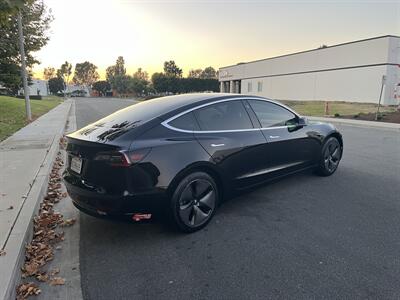 2018 Tesla Model 3 Long Range  Included $4000 IRS Tax Credit With Navigation, Back Up Camera And Leather - Photo 4 - Irvine, CA 92614