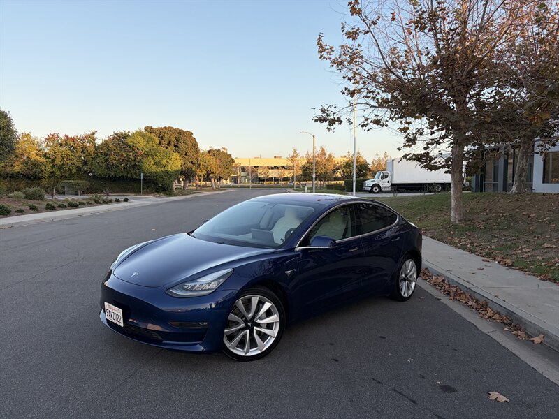 2018 Tesla Model 3 Long Range Dual Motor AWD  With Navigation, Back Up Camera and Leather