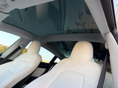 2018 Tesla Model 3 Long Range Dual Motor AWD With Navigation, Back Up Camera and Leather - Photo 17 - Irvine, CA 92614