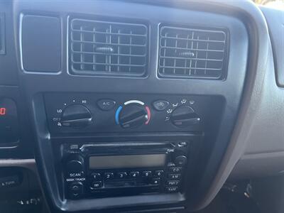2003 Toyota Tacoma 4CYL PreRunner 4dr Double Cab  Timing Chain - Photo 17 - Irvine, CA 92614
