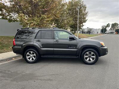 2007 Toyota 4Runner 4WD Limited SUV  With Leather, Navigation - Photo 2 - Irvine, CA 92614