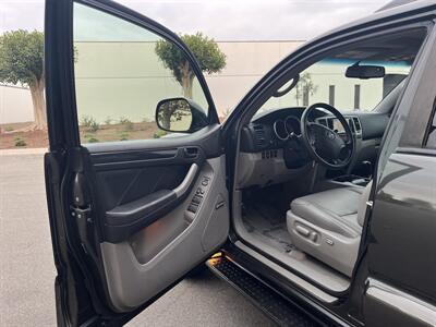 2007 Toyota 4Runner 4WD Limited SUV  With Leather, Navigation - Photo 10 - Irvine, CA 92614