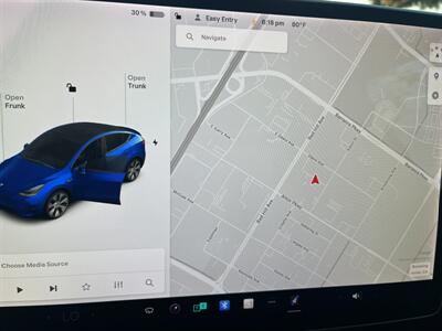 2020 Tesla Model Y Long Range  Included $4000 IRS Tax Credit With Navigation, Back Up Camera And Leather - Photo 18 - Irvine, CA 92614