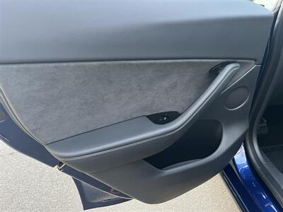 2020 Tesla Model Y Long Range  Included $4000 IRS Tax Credit With Navigation, Back Up Camera And Leather - Photo 27 - Irvine, CA 92614