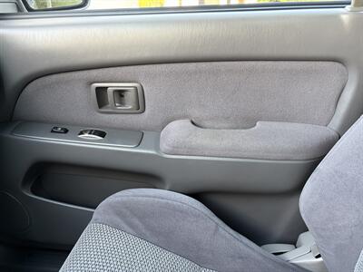 2002 Toyota 4Runner V6 Sport Edition  With New Timing Belt And Water Pump - Photo 23 - Irvine, CA 92614