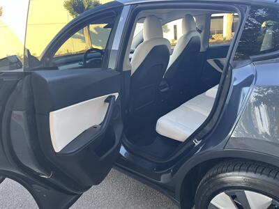 2021 Tesla Model Y Long Range  Electric Included $4000 Tax Credit With Navigation, Leather & Back Up Camera - Photo 24 - Irvine, CA 92614