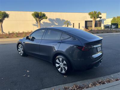 2021 Tesla Model Y Long Range  Electric Included $4000 Tax Credit With Navigation, Leather & Back Up Camera - Photo 8 - Irvine, CA 92614
