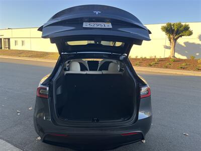 2021 Tesla Model Y Long Range  Electric Included $4000 Tax Credit With Navigation, Leather & Back Up Camera - Photo 28 - Irvine, CA 92614