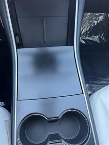 2021 Tesla Model Y Long Range  Electric Included $4000 Tax Credit With Navigation, Leather & Back Up Camera - Photo 19 - Irvine, CA 92614