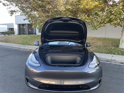 2021 Tesla Model Y Long Range  Electric Included $4000 Tax Credit With Navigation, Leather & Back Up Camera - Photo 30 - Irvine, CA 92614