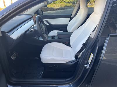 2021 Tesla Model Y Long Range  Electric Included $4000 Tax Credit With Navigation, Leather & Back Up Camera - Photo 13 - Irvine, CA 92614