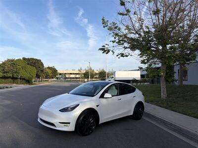 2023 Tesla Model Y Performance  With Navigation, Back Up camera & Leather - Photo 8 - Irvine, CA 92614