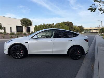 2023 Tesla Model Y Performance  With Navigation, Back Up camera & Leather - Photo 9 - Irvine, CA 92614