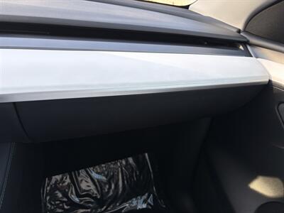 2023 Tesla Model Y Performance  With Navigation, Back Up camera & Leather - Photo 23 - Irvine, CA 92614