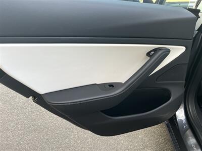2019 Tesla Model 3 Standard Range Plus  Included $4000 IRS Tax Credit With Navigation, Back Up Camera And Leather - Photo 25 - Irvine, CA 92614