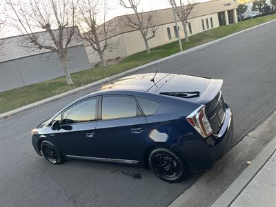 2012 Toyota Prius Two  Hybrid With Back Up Camera  Low Miles - Photo 8 - Irvine, CA 92614