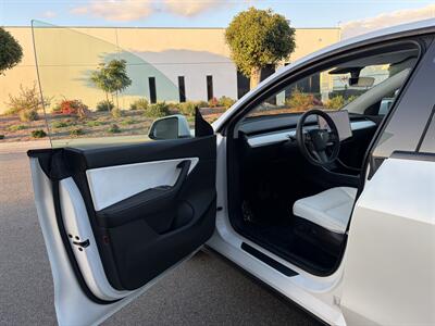 2021 Tesla Model Y Standard Range Electric With Navigation, Leather And Back up Camera - Photo 16 - Irvine, CA 92614
