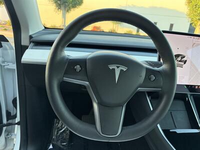 2021 Tesla Model Y Standard Range Electric With Navigation, Leather And Back up Camera - Photo 19 - Irvine, CA 92614