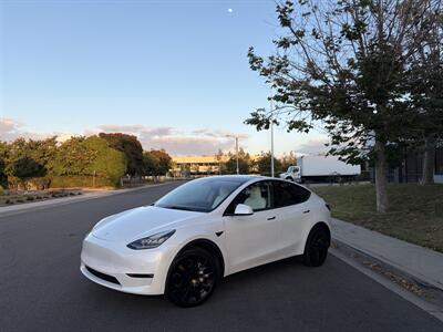 2021 Tesla Model Y Standard Range Electric With Navigation, Leather And Back up Camera - Photo 1 - Irvine, CA 92614