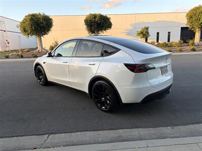 2021 Tesla Model Y Standard Range Electric With Navigation, Leather And Back up Camera - Photo 10 - Irvine, CA 92614