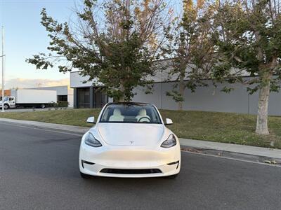 2021 Tesla Model Y Standard Range Electric With Navigation, Leather And Back up Camera - Photo 3 - Irvine, CA 92614
