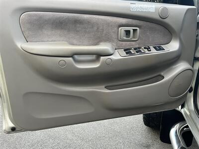 2004 Toyota Tacoma PreRunner V6 Double Cab Timing Belt Has Been Replaced - Photo 14 - Irvine, CA 92614