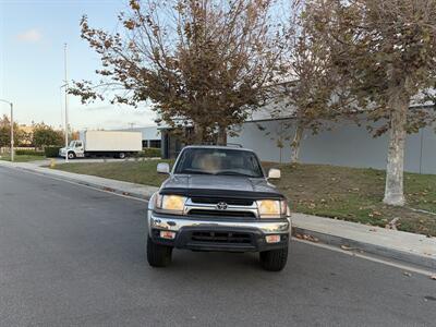2002 Toyota 4Runner SR5 - Photo 3 - Irvine, CA 92614