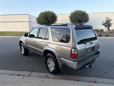 2002 Toyota 4Runner SR5 - Photo 11 - Irvine, CA 92614