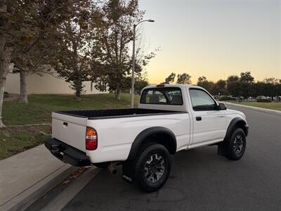 2001 Toyota Tacoma 2dr Standard Cab V4 4WD Manual Transmission - Photo 4 - Irvine, CA 92614