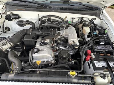 2001 Toyota Tacoma 2dr Standard Cab V4 4WD Manual Transmission - Photo 21 - Irvine, CA 92614