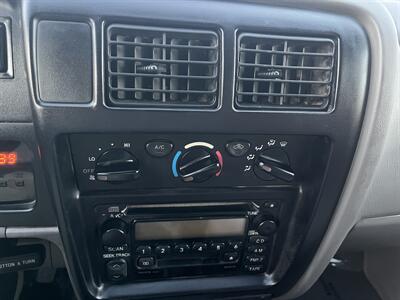 2004 Toyota Tacoma PreRunner V6 4dr Double Cab  With New Timing Belt & Water Pump - Photo 17 - Irvine, CA 92614