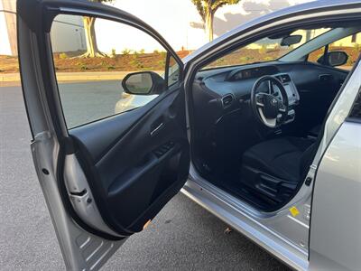 2019 Toyota Prius Prime Plus  Plug in Included Tax Credit with Navigation & Back Up Camera - Photo 11 - Irvine, CA 92614