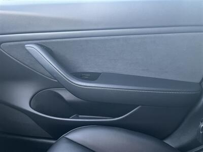 2020 Tesla Model 3 Long Range AWD Dual Motor With Navigation, Back Up Camera And Leather - Photo 26 - Irvine, CA 92614
