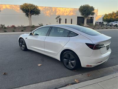 2020 Tesla Model 3 Long Range AWD Dual Motor With Navigation, Back Up Camera And Leather - Photo 9 - Irvine, CA 92614