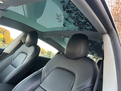 2020 Tesla Model 3 Long Range AWD Dual Motor With Navigation, Back Up Camera And Leather - Photo 15 - Irvine, CA 92614